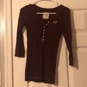 Hollister Maroon quarter sleeve shirt